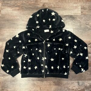 NWOT ZSupply Soft Fuzzy Hooded Black and White Star Cropped Jacket Size Large